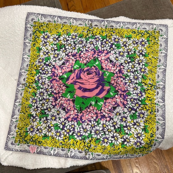 The Heart of Cabi Foundation Accessories - THE HEART OF CABI FOUNDATION 100% Silk - Hand Rolled SILK SCARF 31”x31"